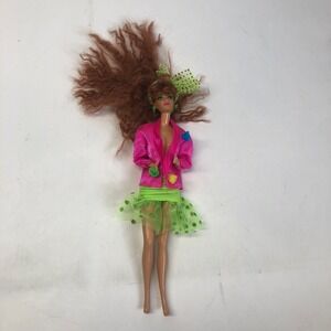 VTG Barbie Dance Club Kayla Doll Original Jacket Green Skirt Headband Earrings